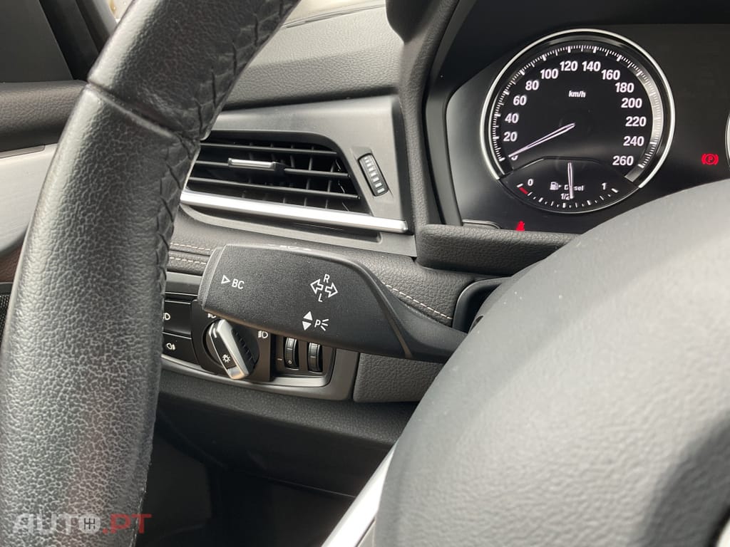 BMW 216 d 7L Line Luxury Auto