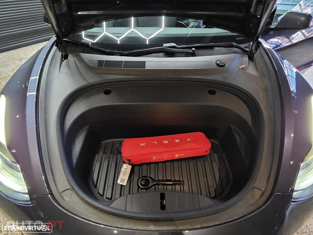 Tesla Model 3 Performance Tração Integral