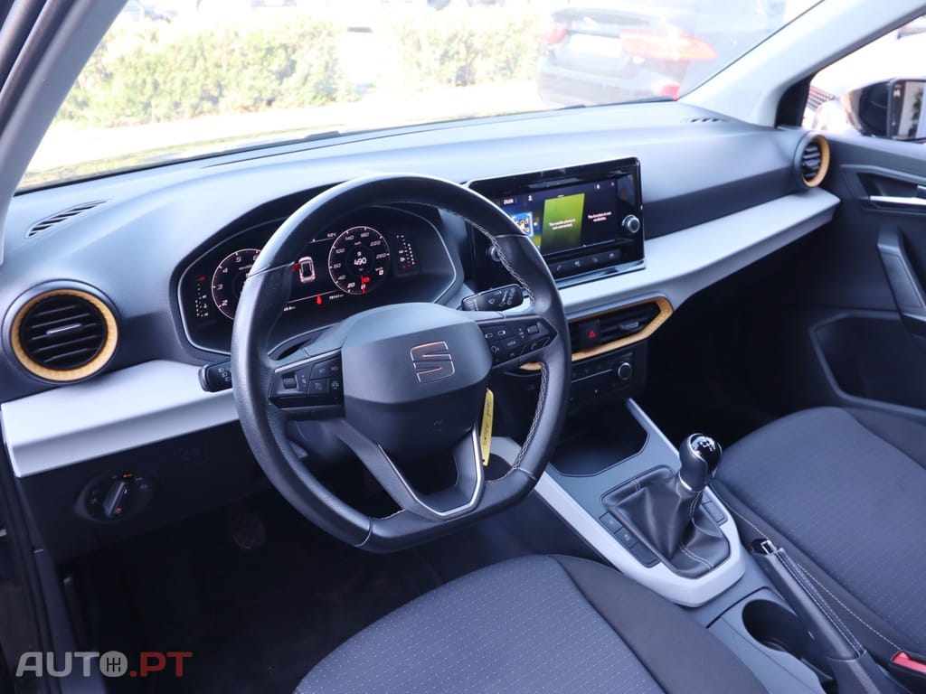 SEAT Arona 1.0 TSI Style — fotografia 7