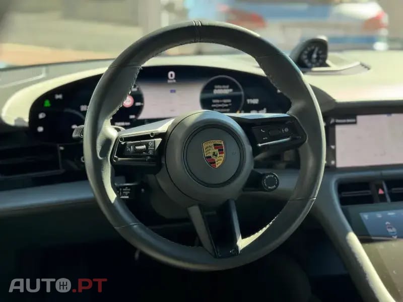 Porsche Taycan Turbo