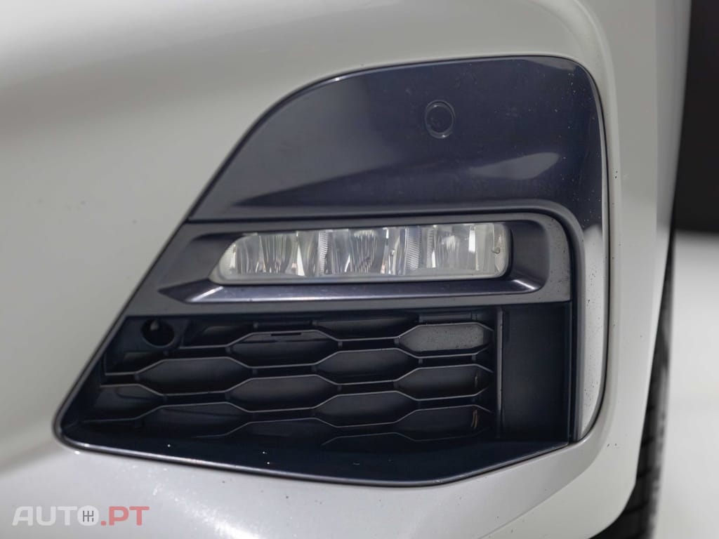 BMW 330 e Touring Pack Desportivo M Pro Auto
