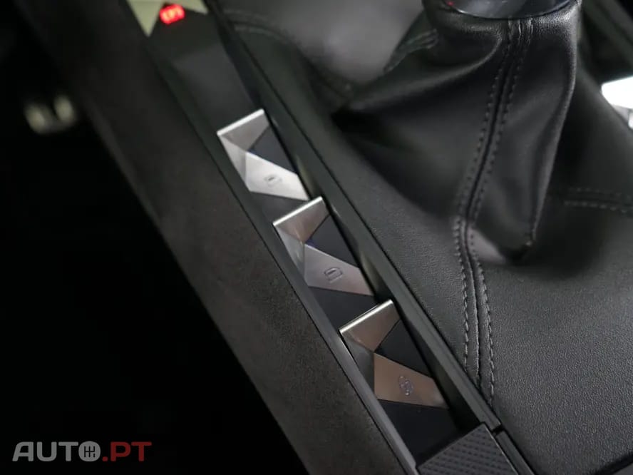 DS DS7 Crossback PureTech 130 Business Line