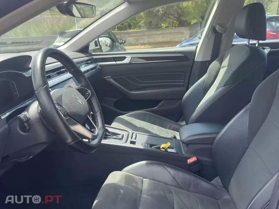 Volkswagen Arteon 2.0 TDI Elegance DSG — fotografia 21