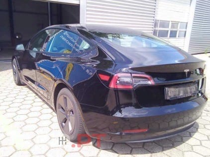 Tesla Model 3 Long Range AWD Dual Motor