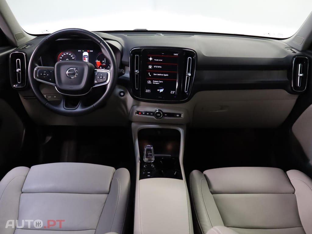 Volvo XC40 T5  Plug-in Hybrid Inscription