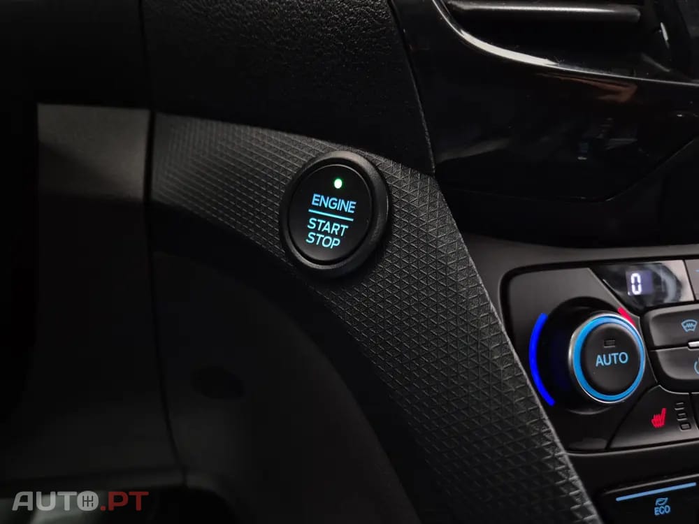 Ford Transit Connect Outro