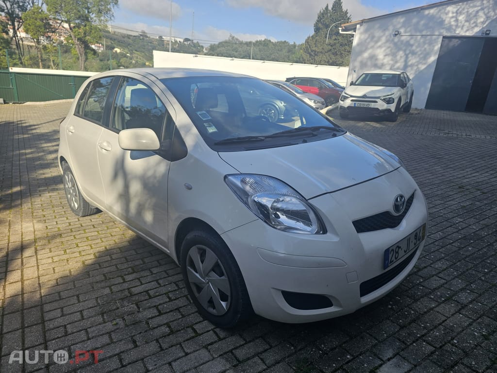 Toyota Yaris VTI comfort 1.0