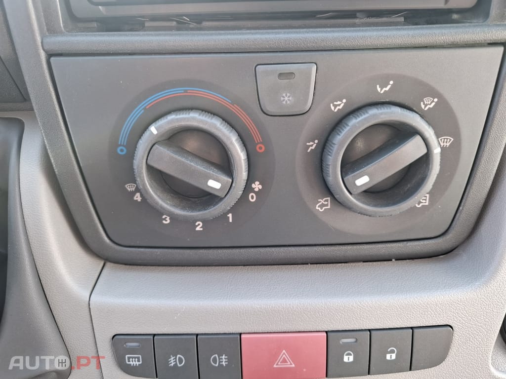 Fiat Ducato Plataforma Elevat. P/ Cadeiras Rodas