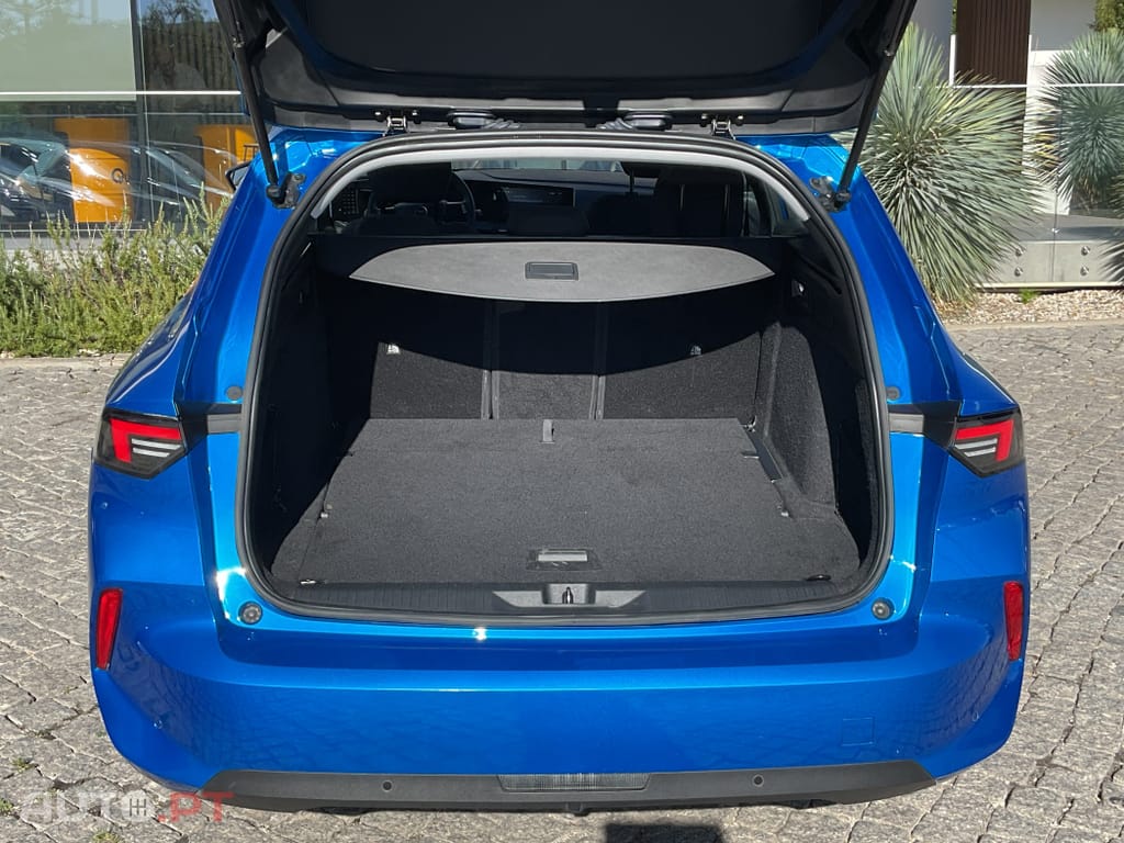 Opel Astra Sports Tourer 1.2 T Edition