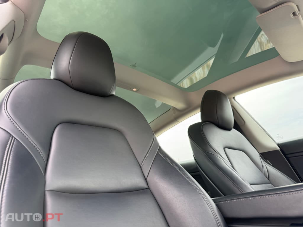 Tesla Model 3 Standard Range Plus RWD