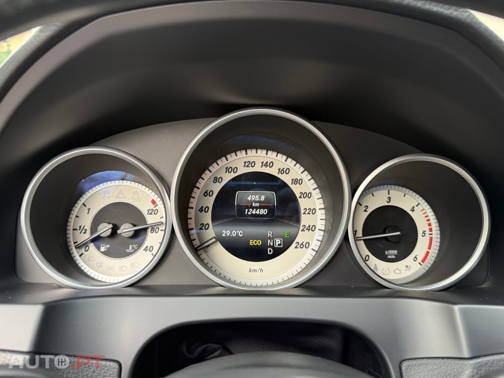 Mercedes-Benz E 250 BlueTEC Auto