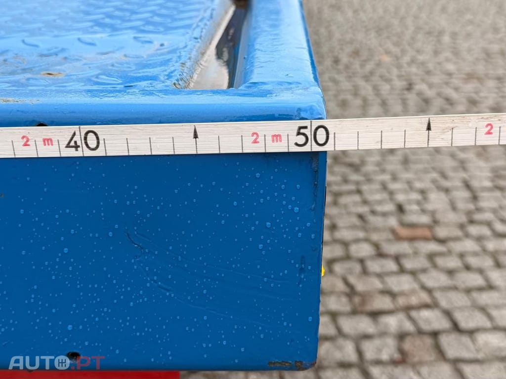 Mercedes-Benz 280 ESTRADO DE 8700 mm