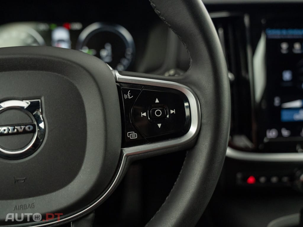 Volvo V60 2.0 T6 AWD TE R-Design