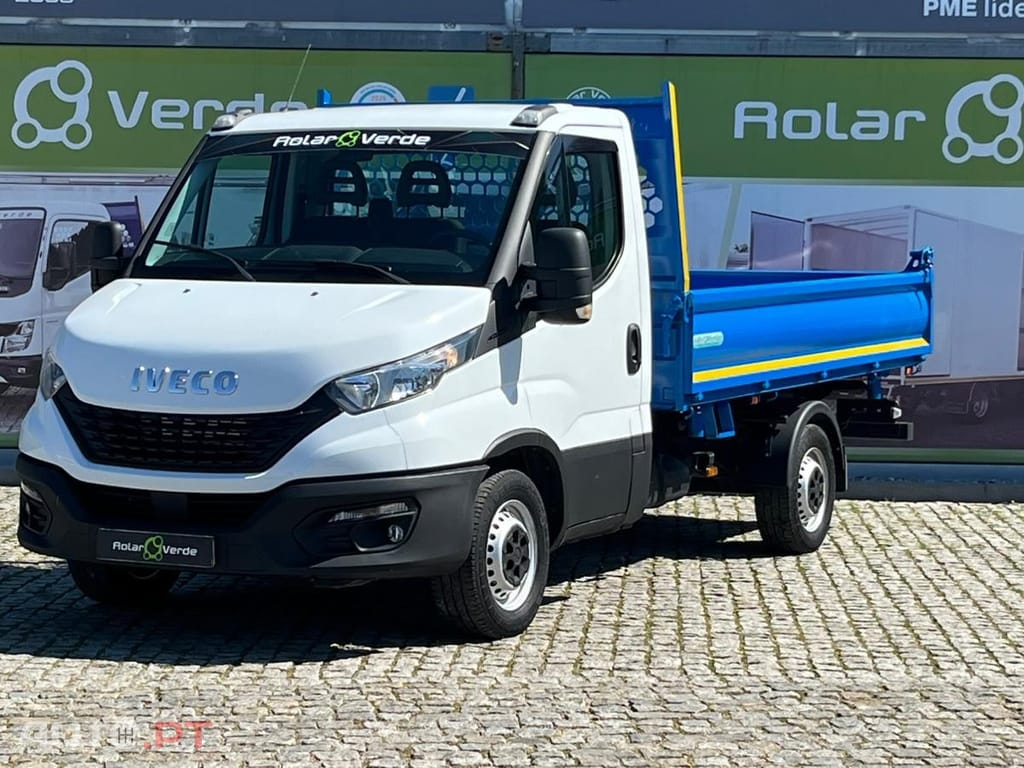 Iveco Daily BASCULA TRILATERAL