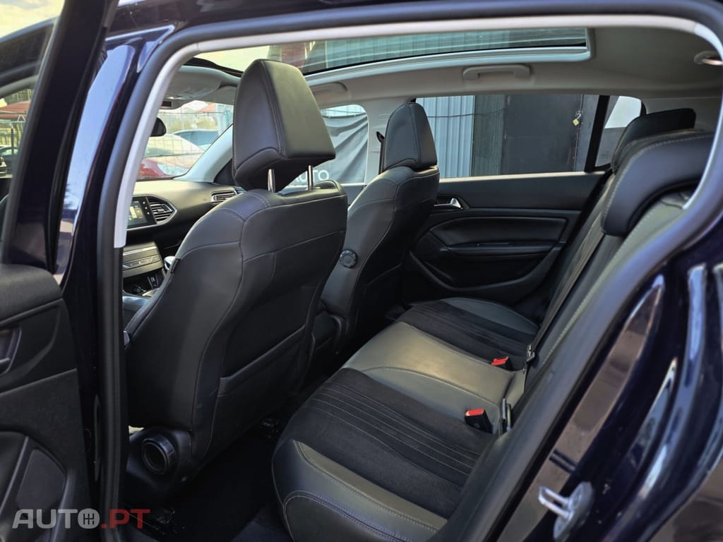 Peugeot 308 2.0 BlueHDi Allure J18