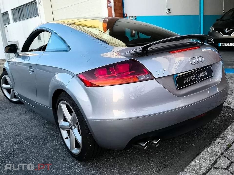 Audi TT 1.8 TFSI S-line