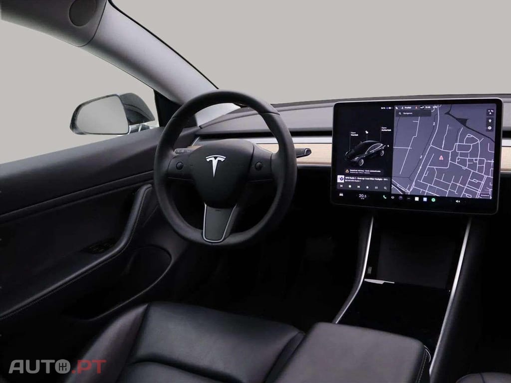 Tesla Model 3 Long Range AWD