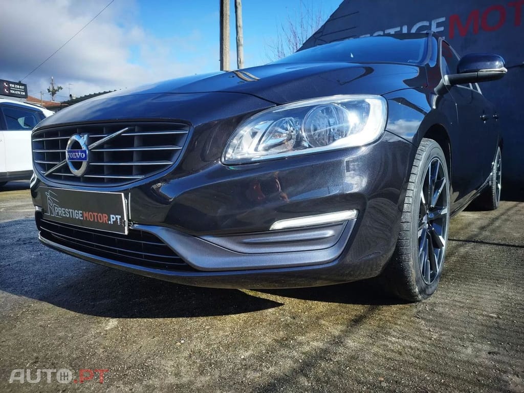 Volvo V60 1.6 D2 Momentum Eco