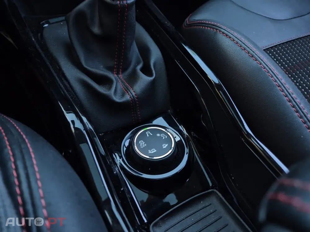 Peugeot 2008 1.6 BlueHDi GT Line