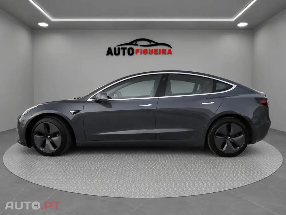 Tesla Model 3 Tração Traseira