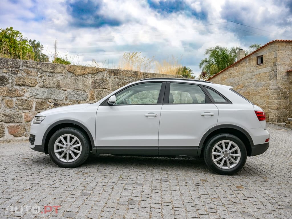 Audi Q3 2.0 TDi Attraction