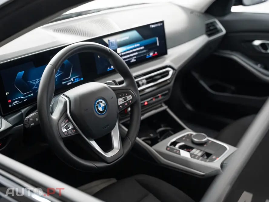 BMW 320 e Auto
