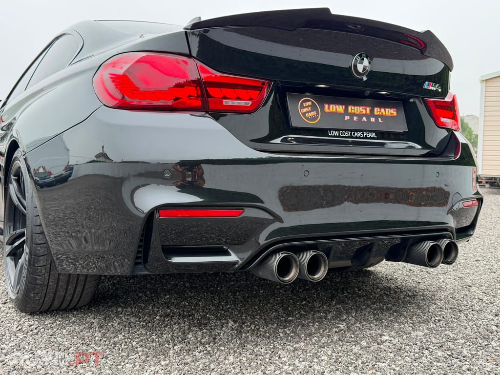 BMW M4 Auto