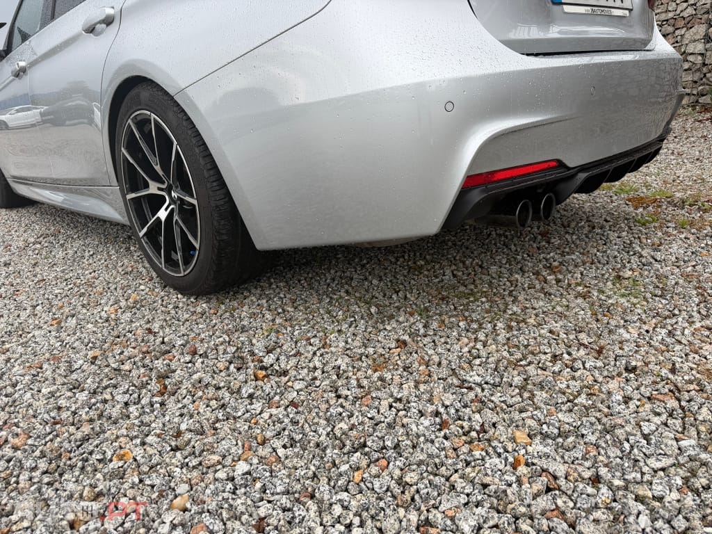 BMW 330 e iPerformance Pack M