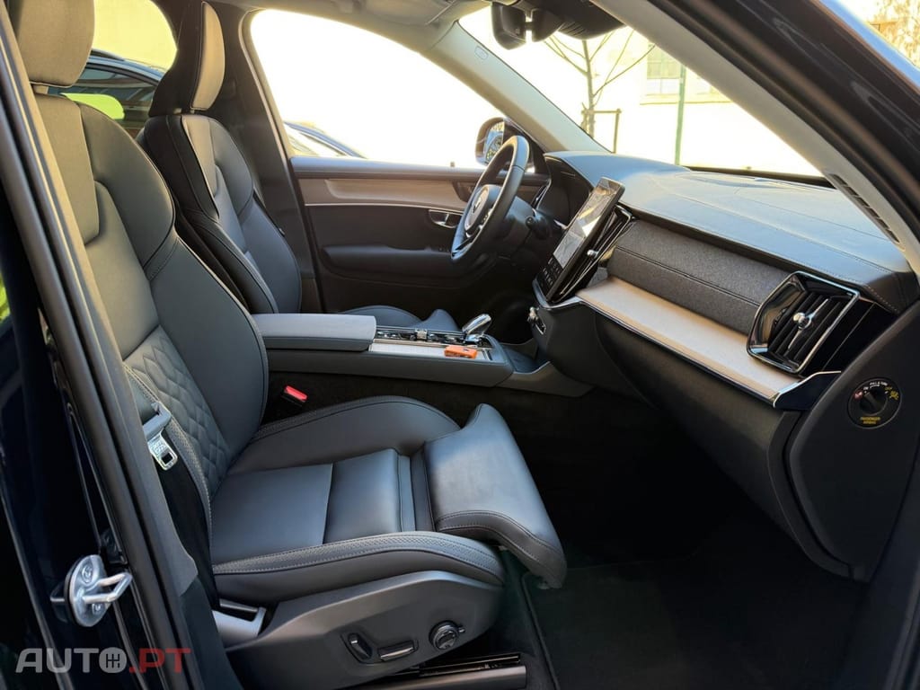 Volvo XC90 2.0 T8 PHEV Black Edition AWD