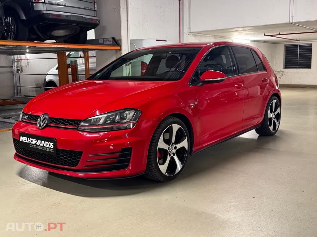Volkswagen Golf GTI