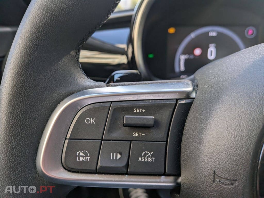 Fiat 600 1.2 Hybrid Icon