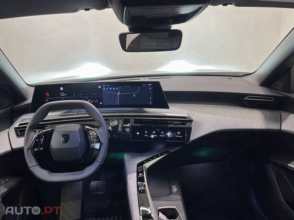 Peugeot 3008 1.2 Hybrid Allure e-DCS6