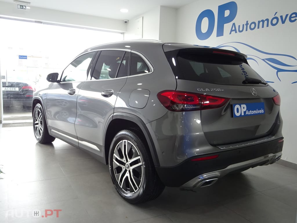 Mercedes-Benz GLA 250 e Progressive