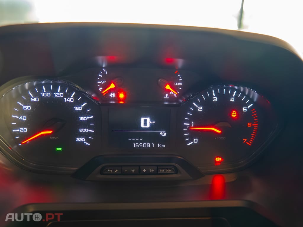 Peugeot Partner 1.6 BlueHDi L2 Premium 3L