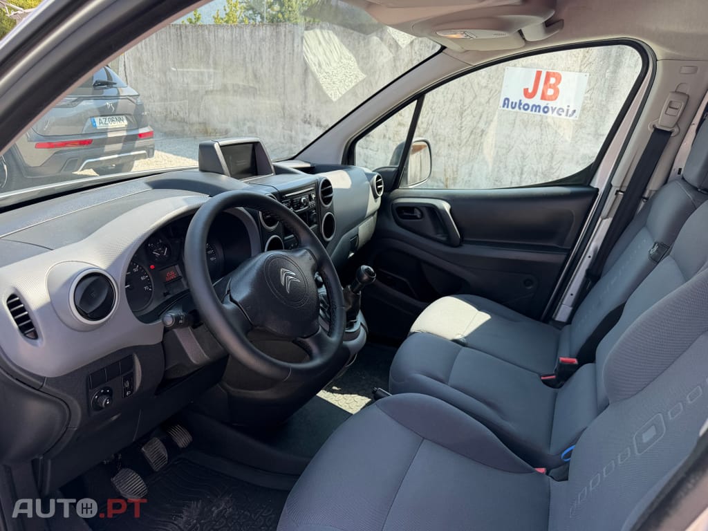 Citroen Berlingo 1.6 HDI 3LUG c/ GPS e AC