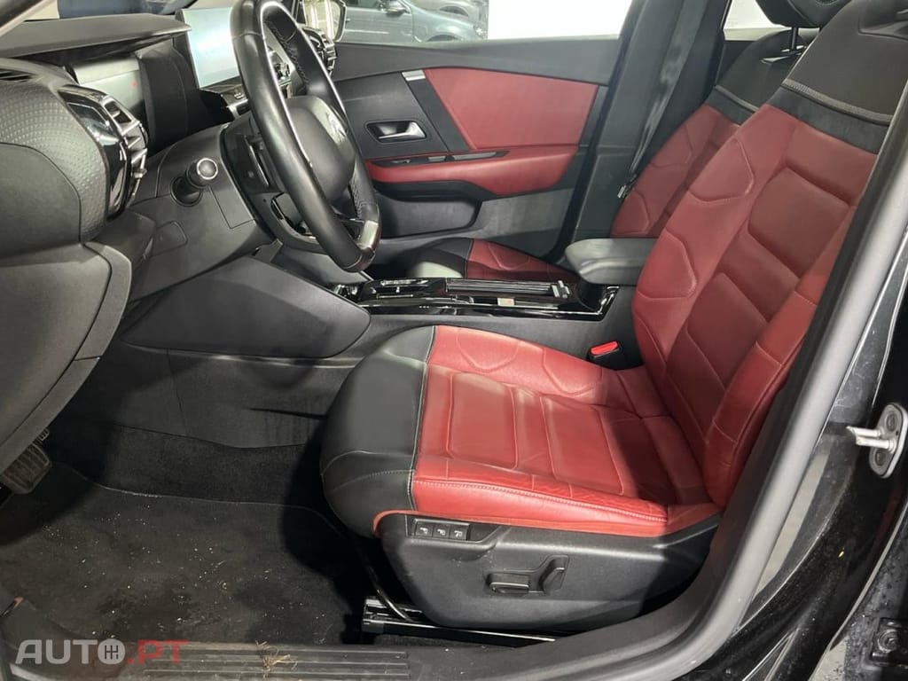 Citroen C4 1.2 PureTech Shine EAT8