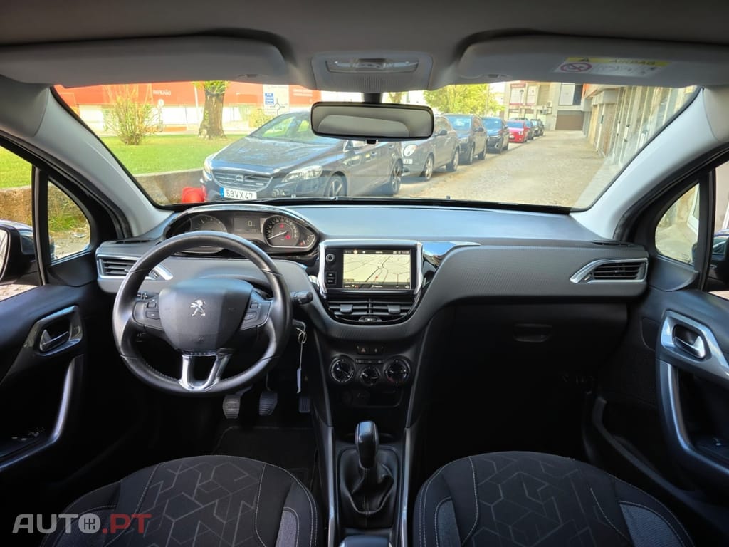 Peugeot 2008 1.6 BlueHDi Style