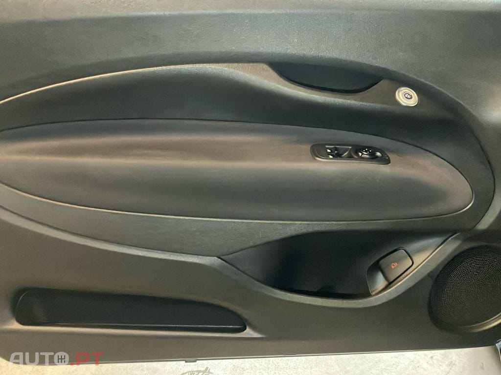 Fiat 500e Icon Plus 42 KWh