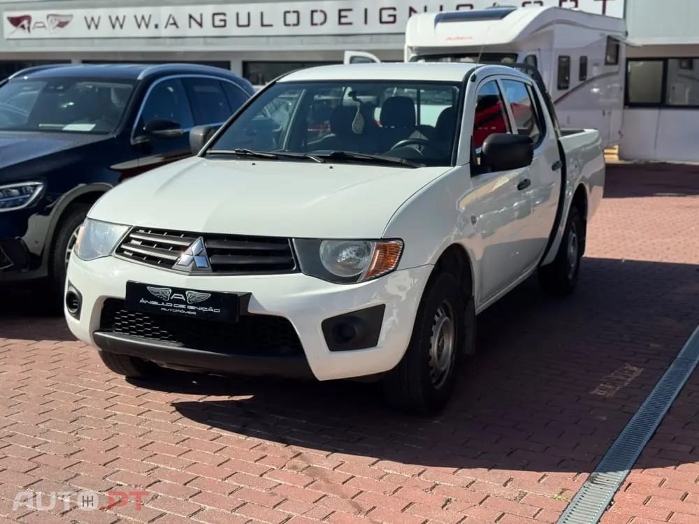 Mitsubishi L200 2.5 DI-D CD In.AC Low Rider 2WD