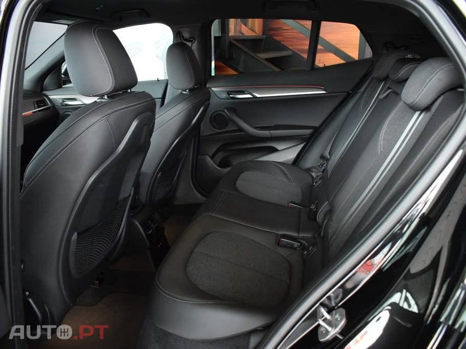 BMW X2 25 e xDrive X Pack M