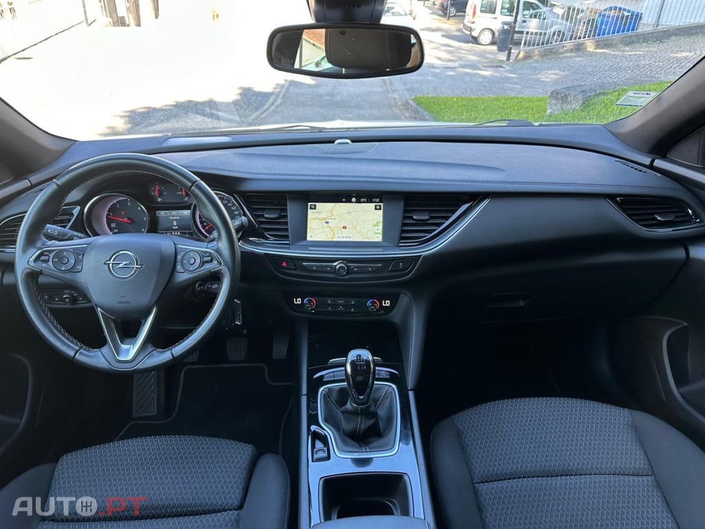 Opel Insignia 1.5 D Business Edition
