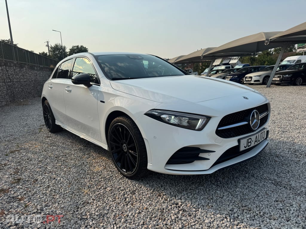 Mercedes-Benz A 250 e AMG Line