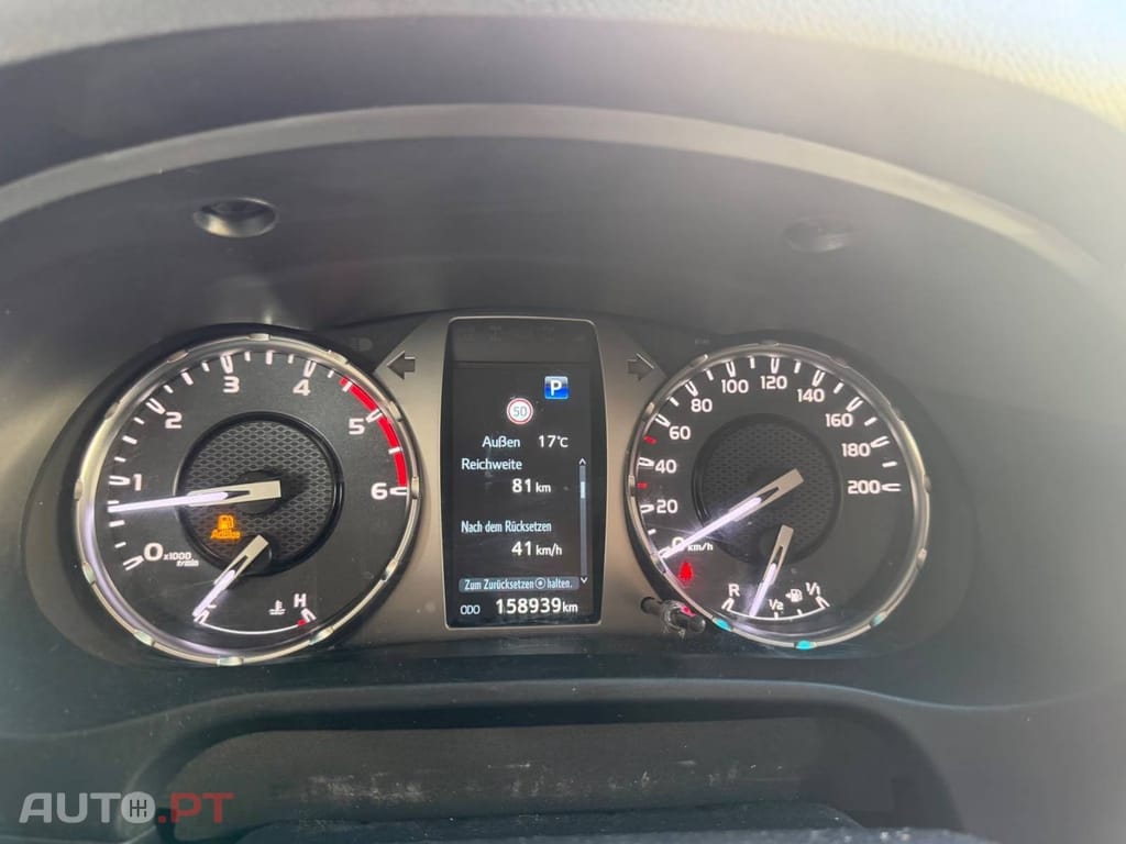 Toyota Hilux 2.4 D-4D 4WD CD Aut.