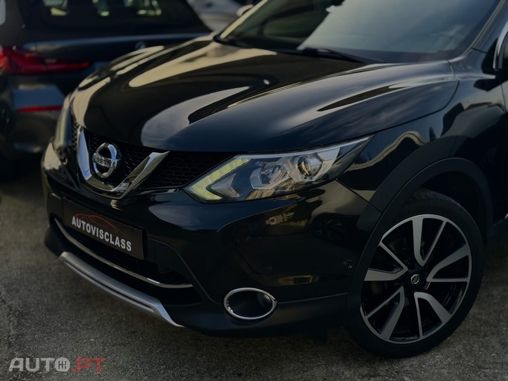 Nissan Qashqai 1.5 dCi Tekna Pele
