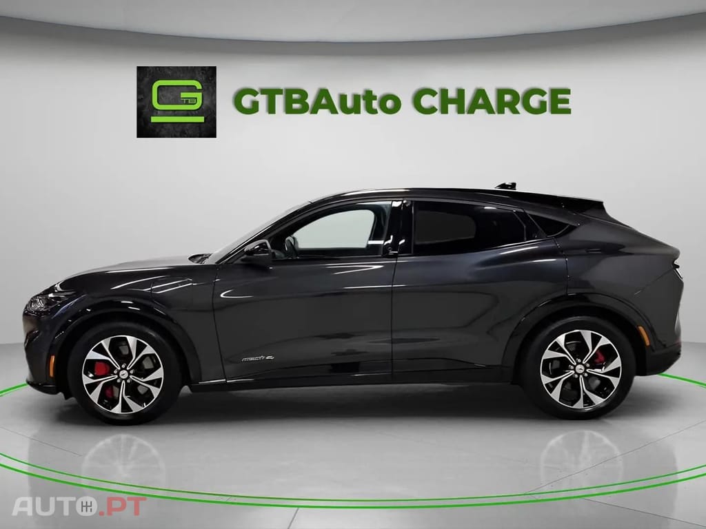 Ford Mustang Mach-E 76kWh Allrad Autom