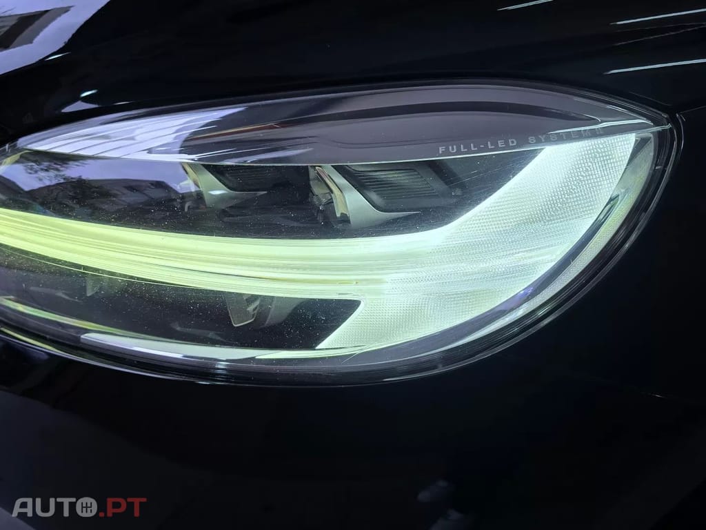 Volvo V40 2.0 D3 Momentum