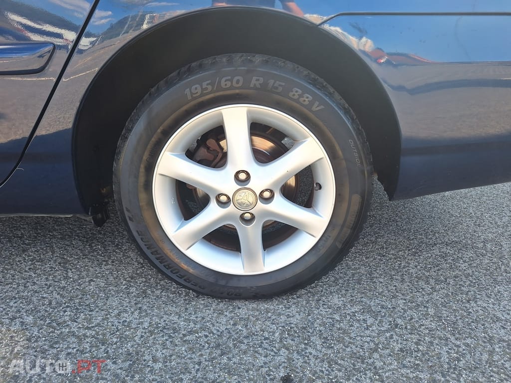 Toyota Corolla 1.4 Sol