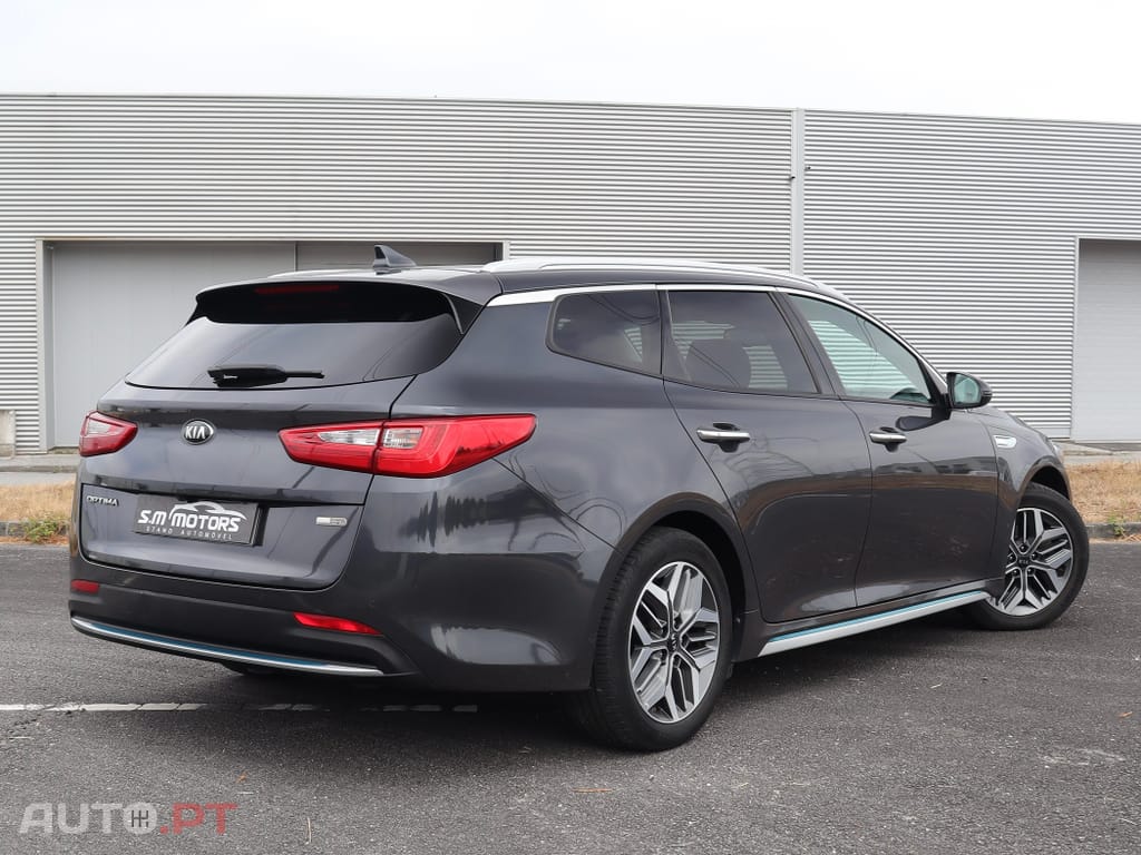 Kia Optima 2.0 CVVT PHEV