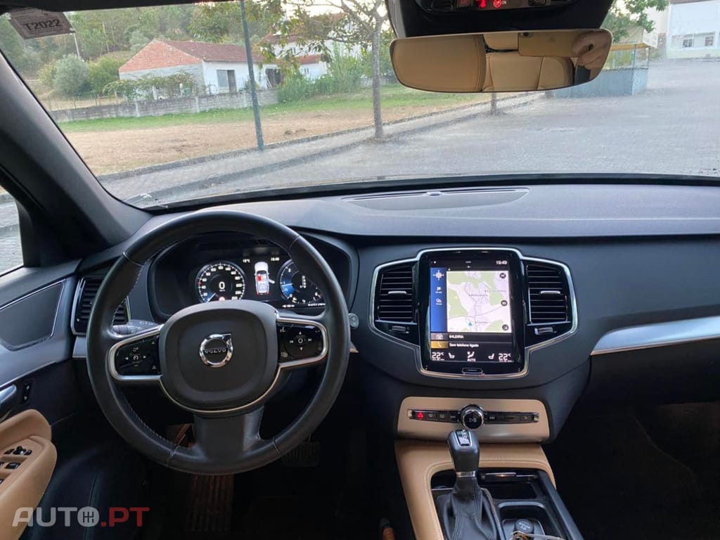 Volvo XC90 2.0 D4 Momentum