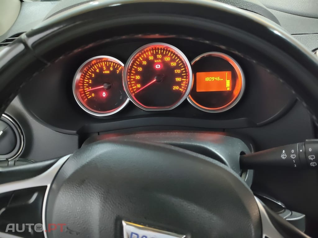 Dacia Lodgy 1.5 Blue dCi Stepway 7L